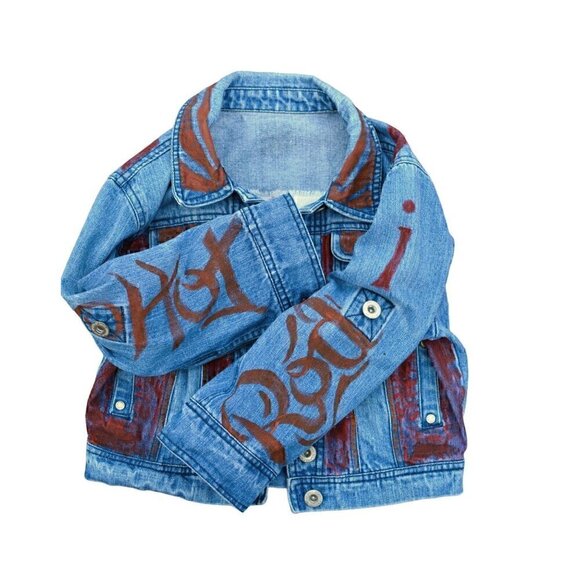 Vintage denim jean jacket with roll up sleeve option, hand painted images